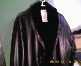 pánský kabát  (koženka podšitá kožešinou Italské výroby